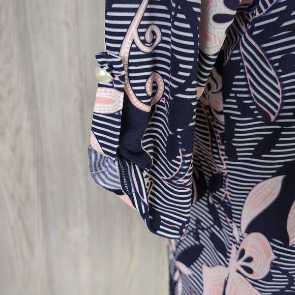 SJS Womens Petite Large Button Front Blouse Blue Pink Floral Roll Tab Sleeves - Picture 4 of 8